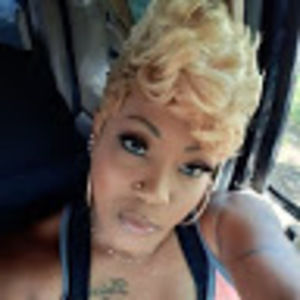 Meet your Posher, Latasha